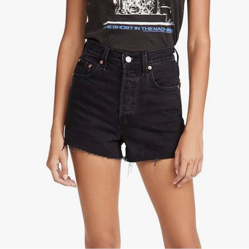 Levi’s Ribcage Black Denim Shorts